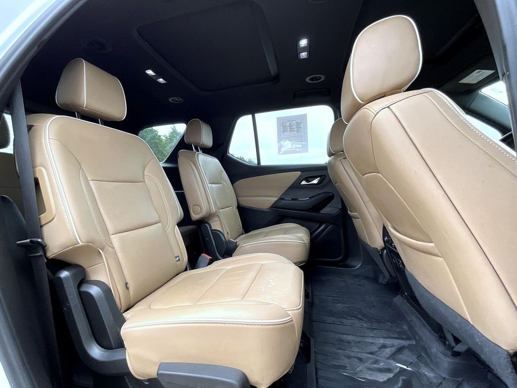 Used 2023 Beige Chevrolet Premier image 18