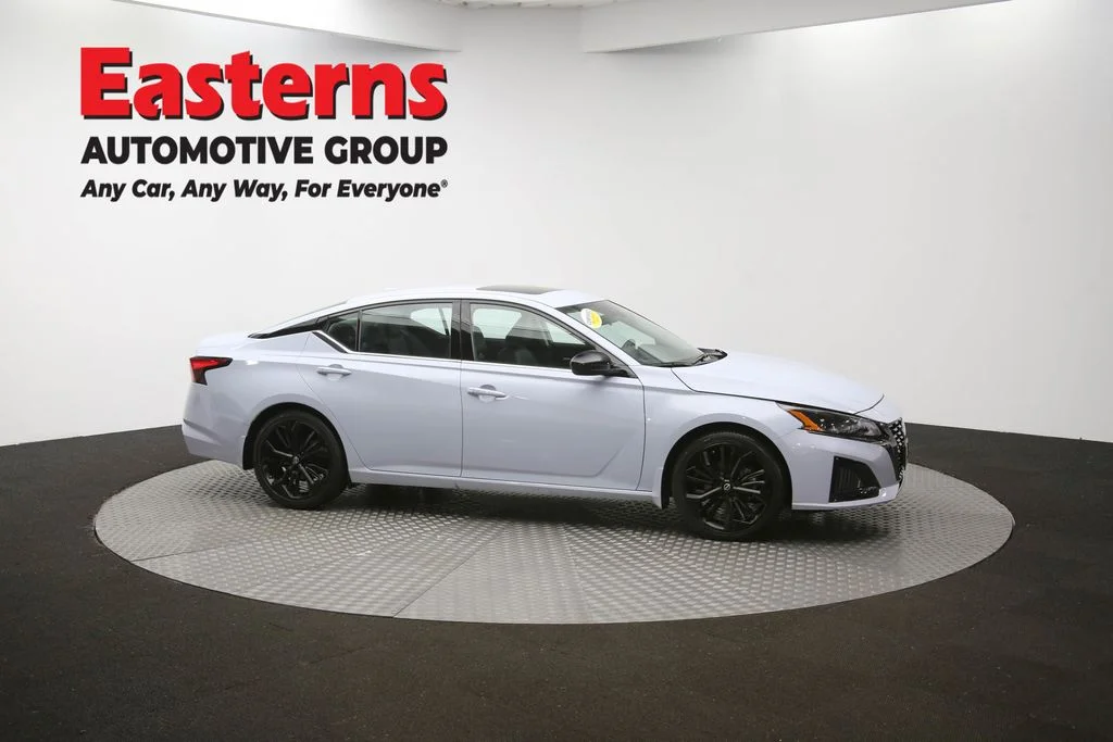 Used 2023 Gray Nissan 2.5 SR image 46
