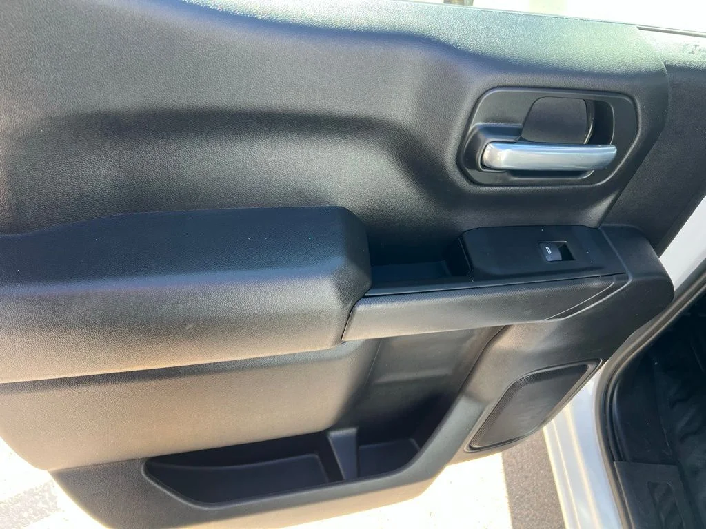 Used 2025 White Chevrolet WT image 18
