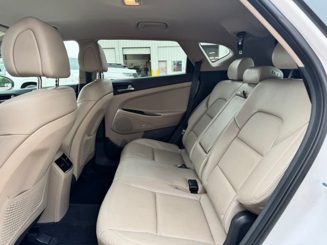 Used 2018 White Hyundai SEL Plus image 26