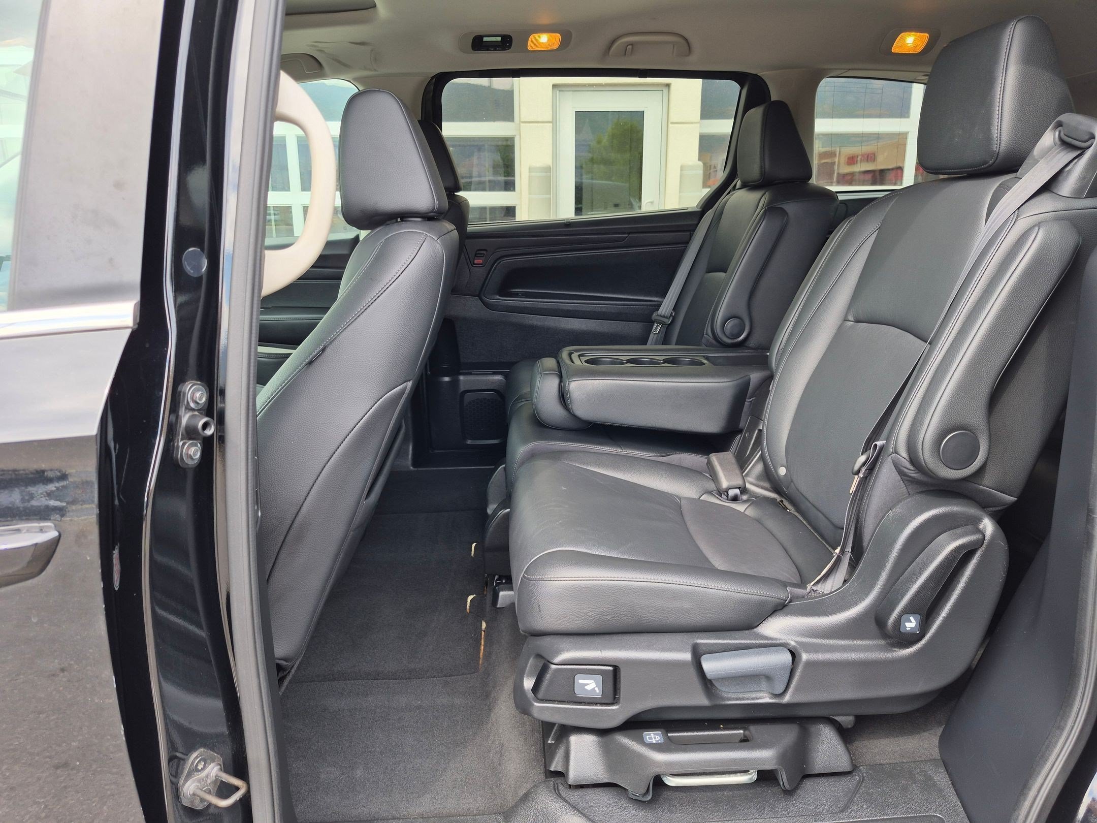 Used 2025 Black Honda EX-L image 27