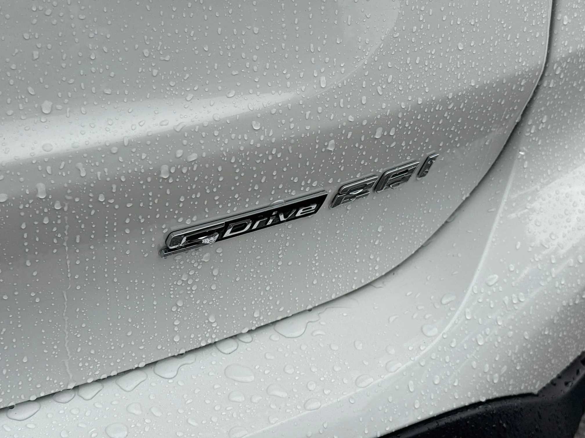 Used 2019 Alpine White BMW sDrive28i image 11