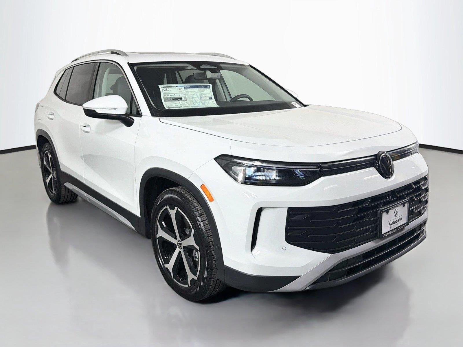 New 2026 Pure White Volkswagen SE image 3
