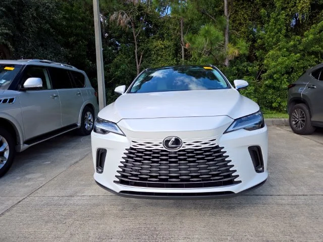 Certified Used 2024 White Lexus 350 Luxury image 2