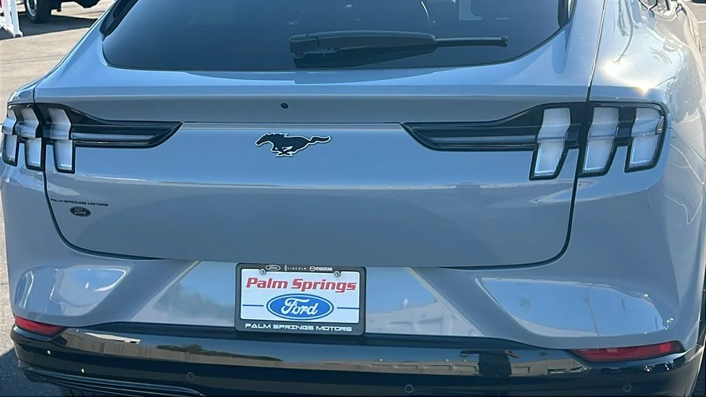 New 2026 Glacier Gray Metallic Tri-coat Ford Premium image 6