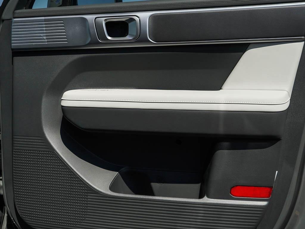 New 2026 Phantom Black Hyundai SEL AWD image 37