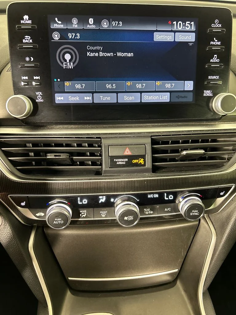 Used 2020  Honda Sport 2.0T image 13