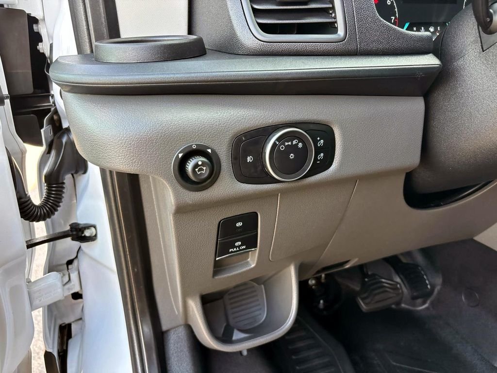 Used 2025 White Ford  image 10