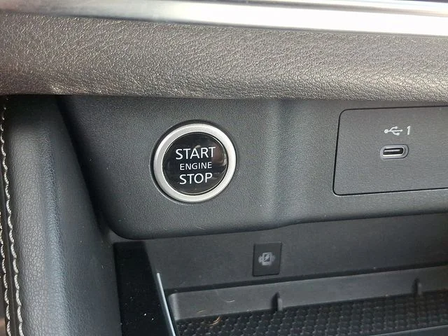 Used 2023 Gray Nissan Platinum image 26
