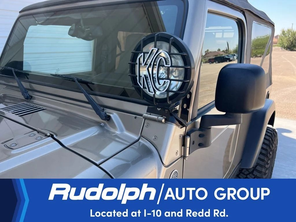 Used 2006 Light Khaki Metallic Jeep Unlimited Rubicon image 11