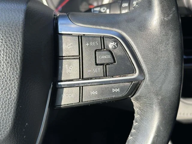 Used 2020 Blizzard Pearl Toyota LE image 23