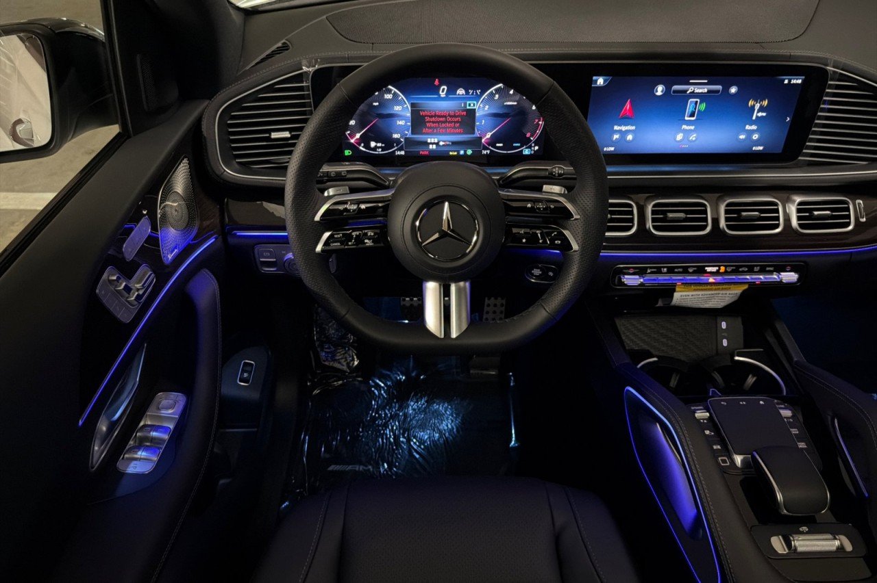 New 2026 Polar White Mercedes-Benz GLS 450 4MATIC® SUV image 13