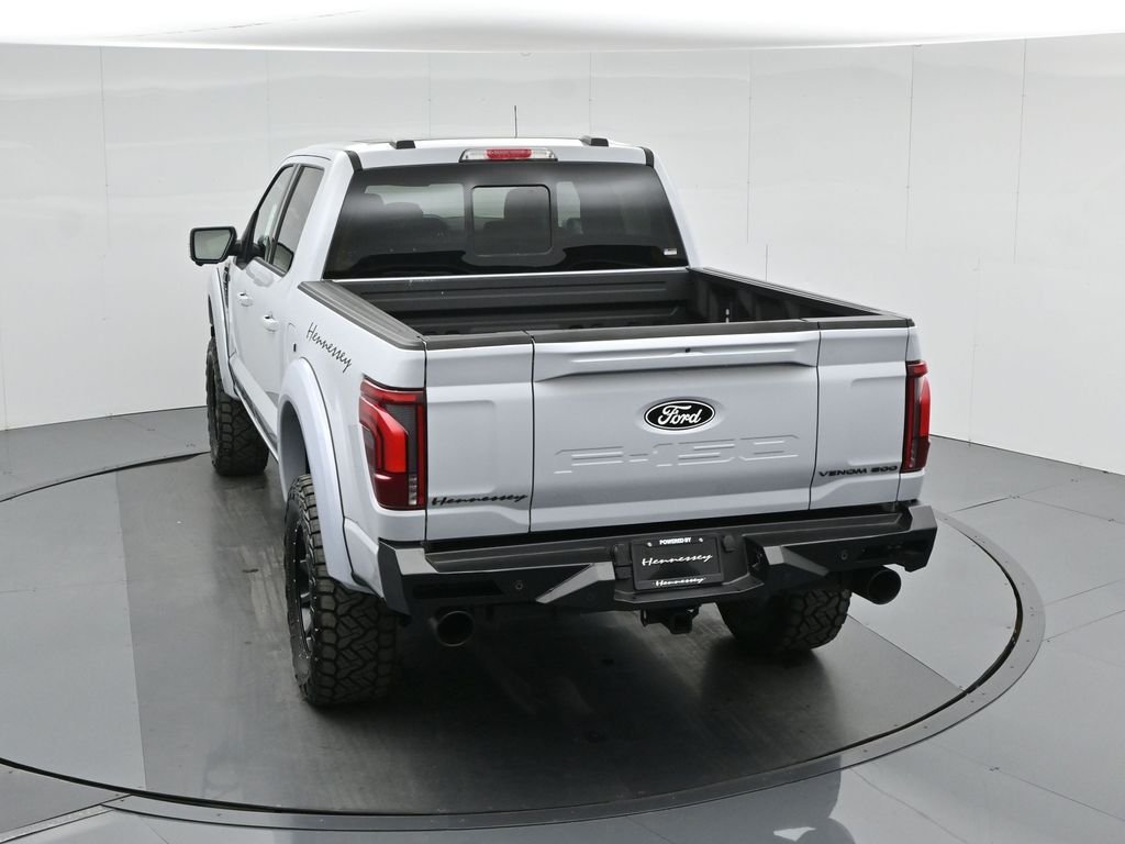 New 2025 Space White Metallic Ford Lariat image 44