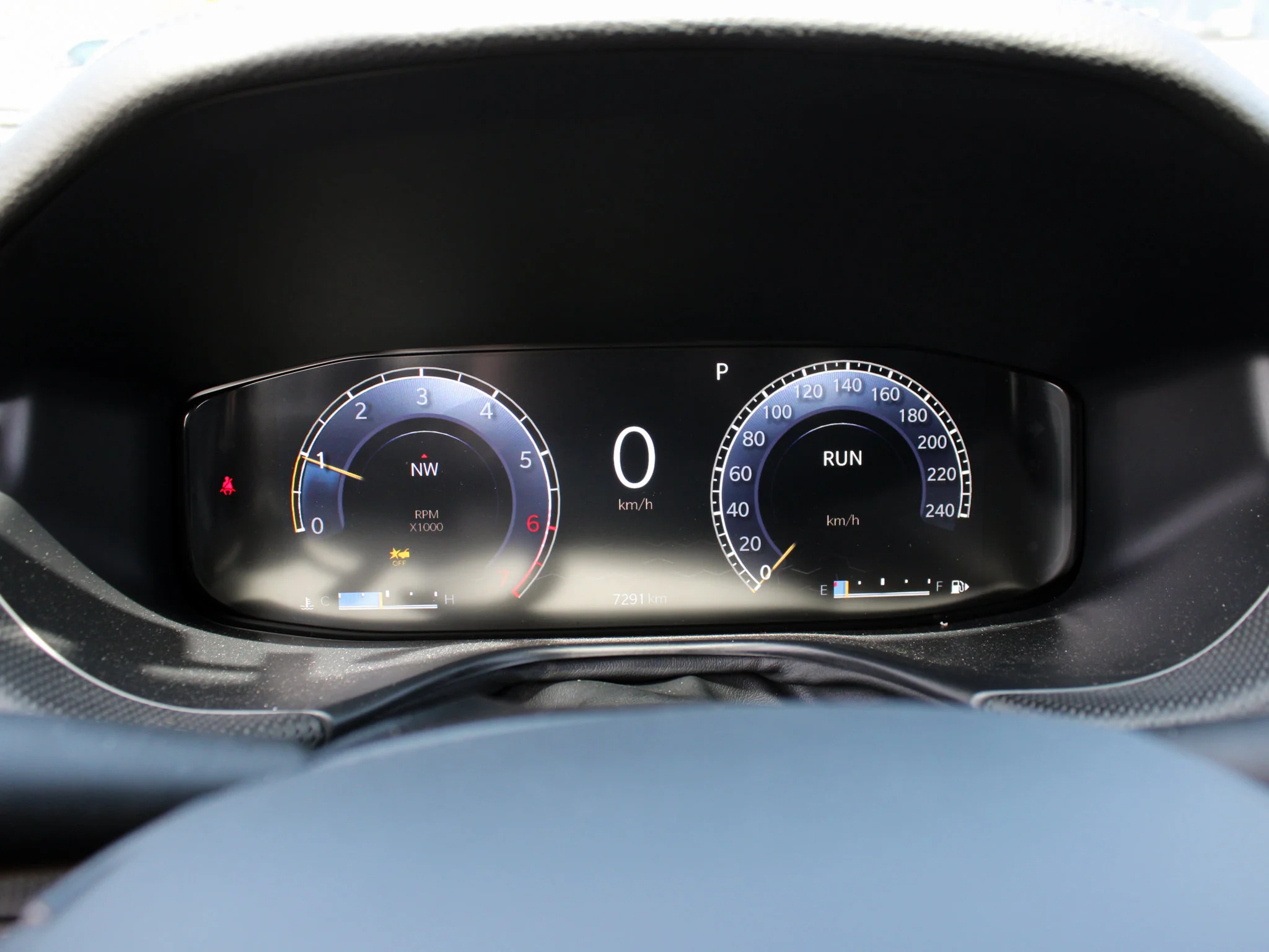 Certified Used 2025 Blue Jeep Altitude * Heated Seats, Navigation, Backup Camera, No Accidents, Apple CarPlay image 7