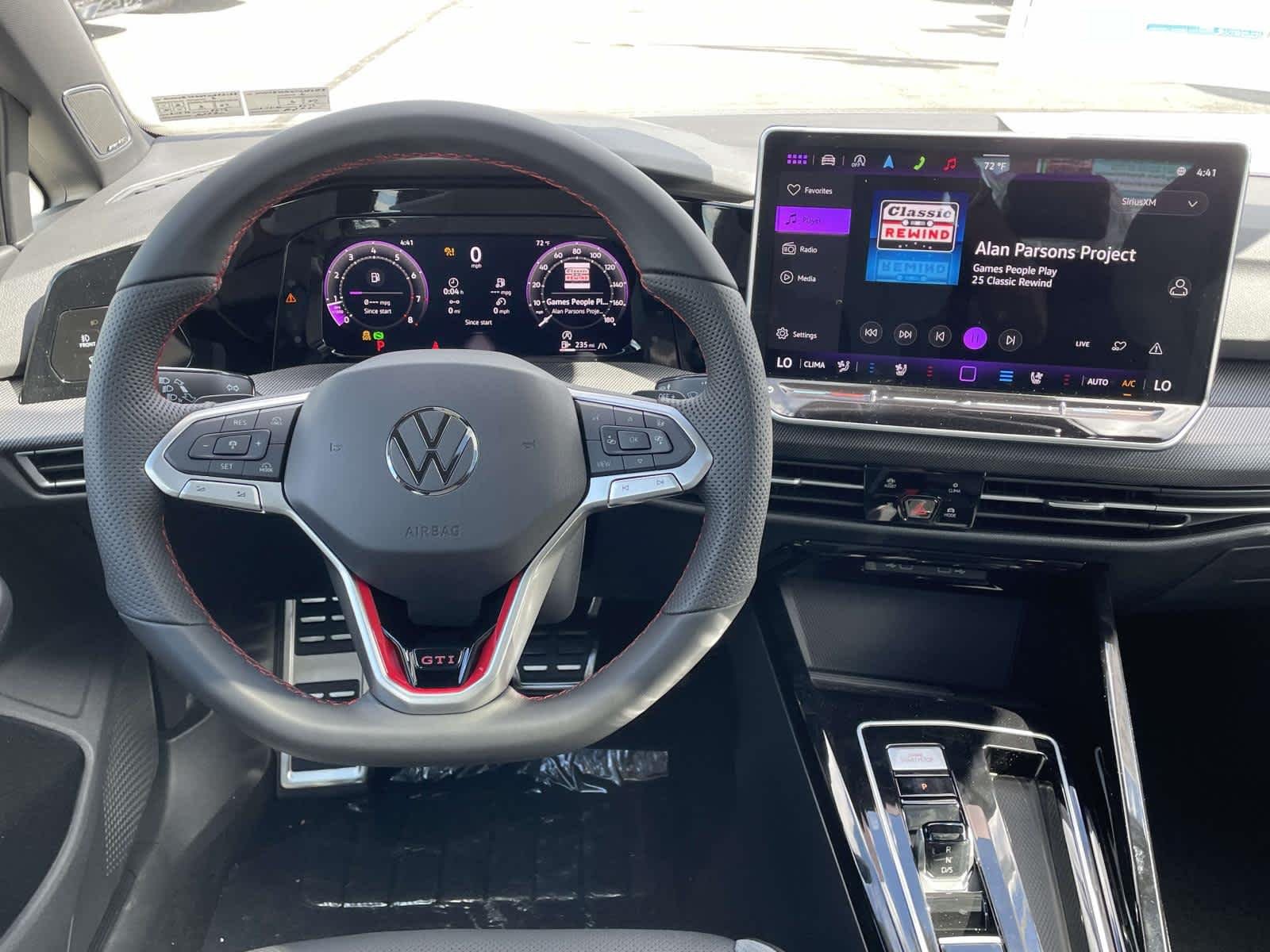 New 2026 Opal White Pearl Volkswagen Autobahn image 22