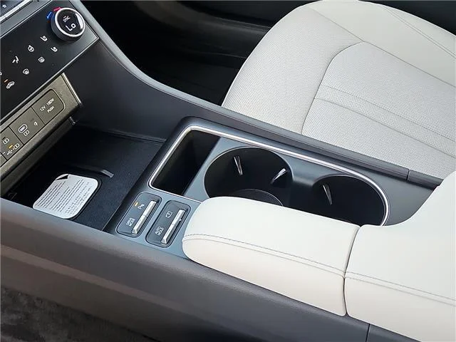 New 2026 Aero Silver Hyundai Limited image 20