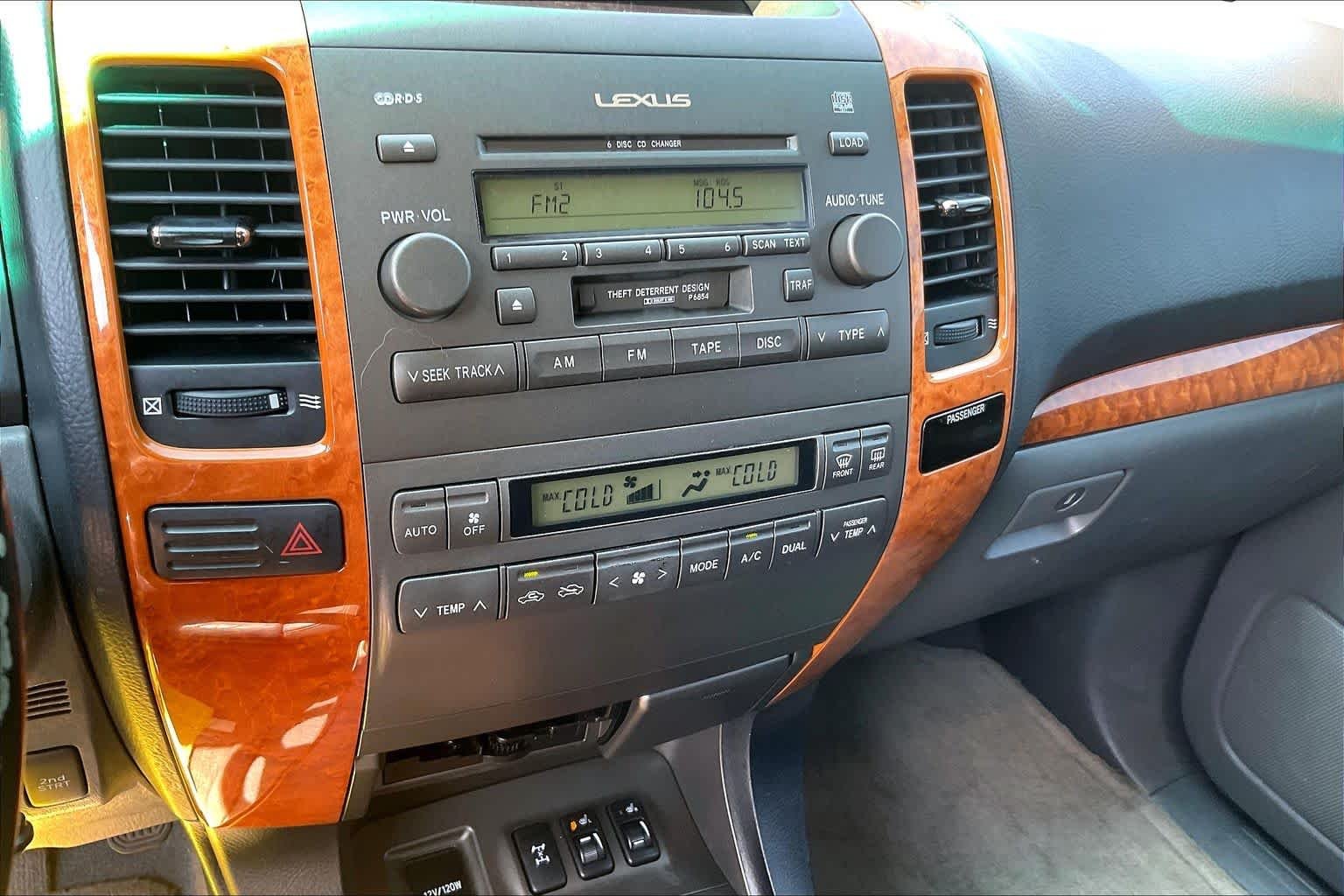 Used 2005 Black Onyx Lexus  image 30