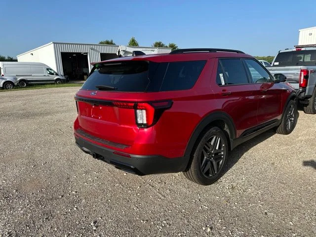 New 2026 Rapid Red Metallic Tinted Clearcoat Ford ST-Line image 4