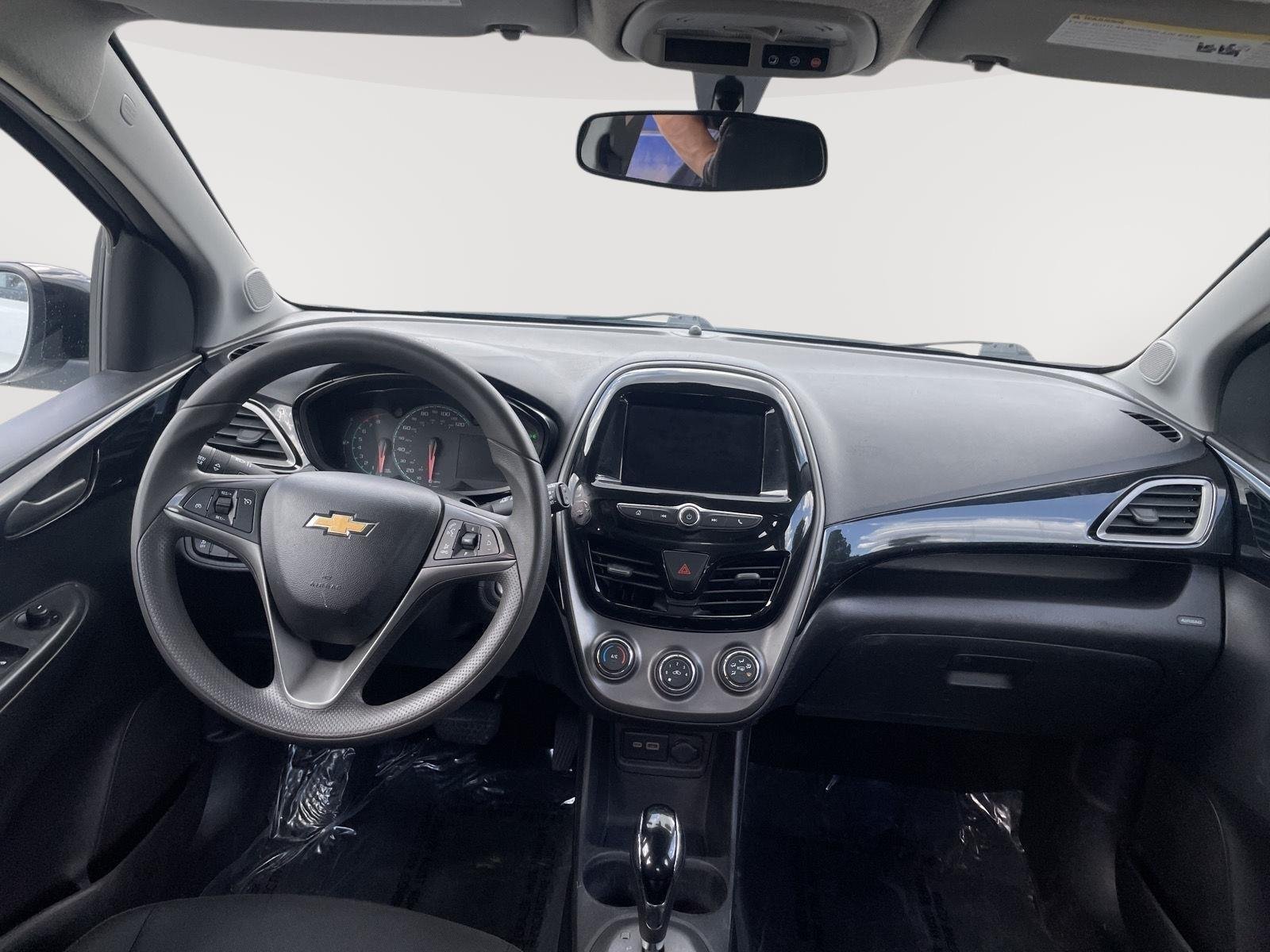 Used 2021 Summit White Chevrolet 1LT image 24