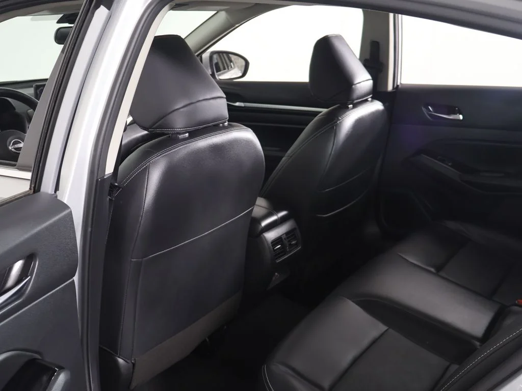 Used 2024 Silver Nissan 2.5 SL image 29