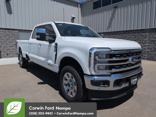 New 2026 White Metallic Ford Lariat image 1