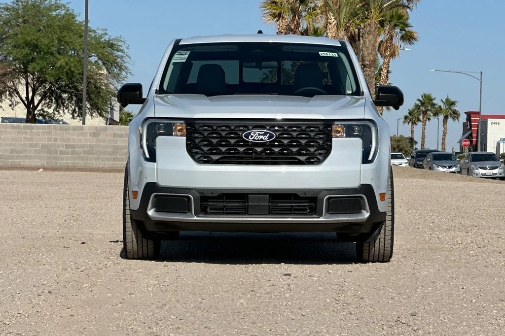 2025 Ford Maverick Lariat - Photo 6
