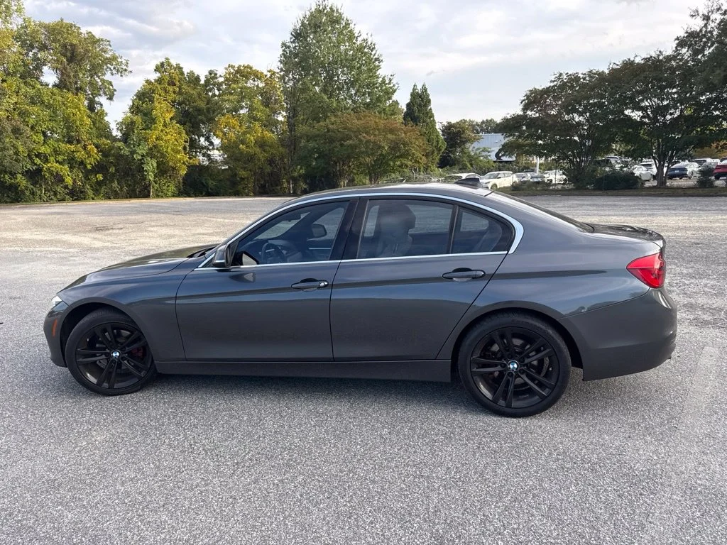 Used 2016 Gray BMW 328i xDrive image 17