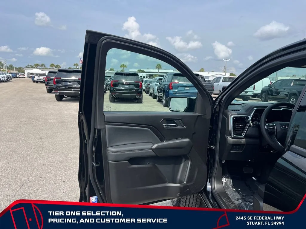 New 2026 Onyx Black GMC Elevation image 11