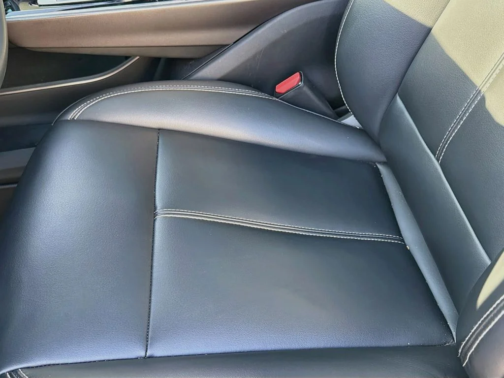 Used 2024 Silver Metallic Cadillac Tech image 20