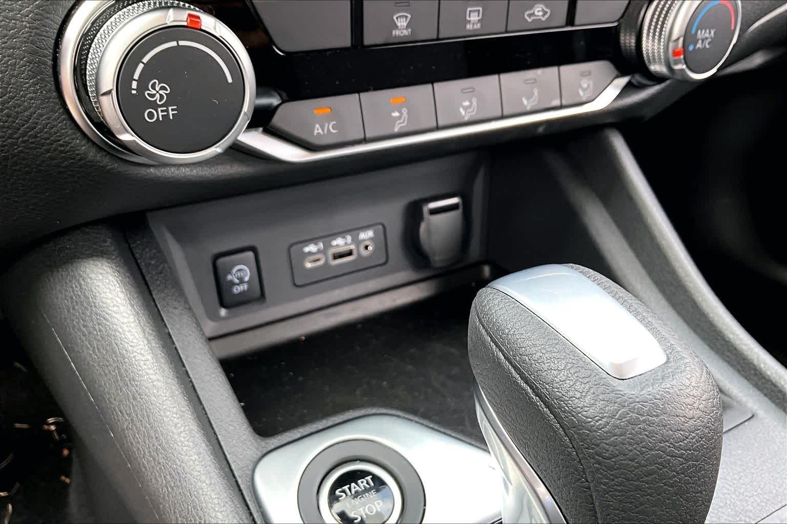 Used 2025 Atlantic Gray Metallic Nissan SV image 31