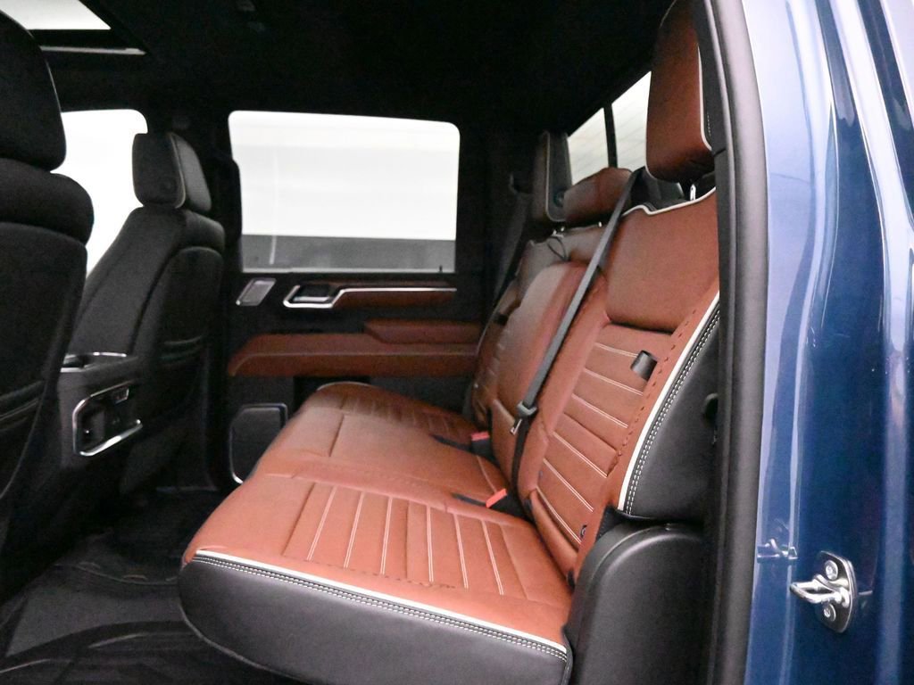 2026 GMC Sierra 3500HD Denali Ultimate - Photo 23