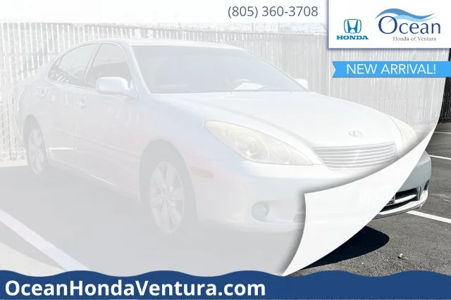 Used 2006 Brown Lexus 330 image 1