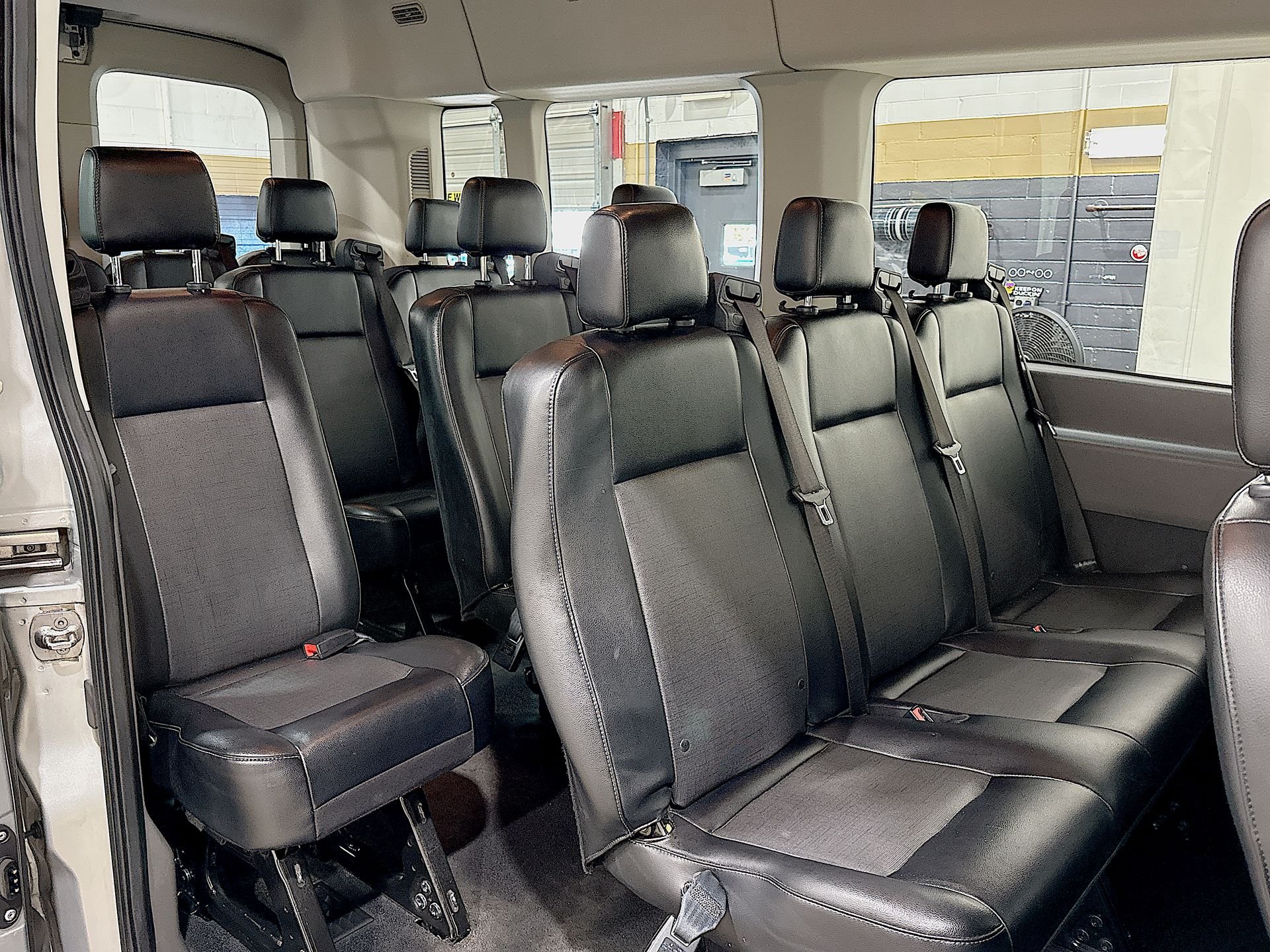 2020 Ford Transit Passenger Van XL - Photo 22
