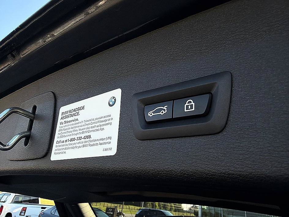 Used 2021 Mineral Gray Metallic BMW sDrive28i image 30