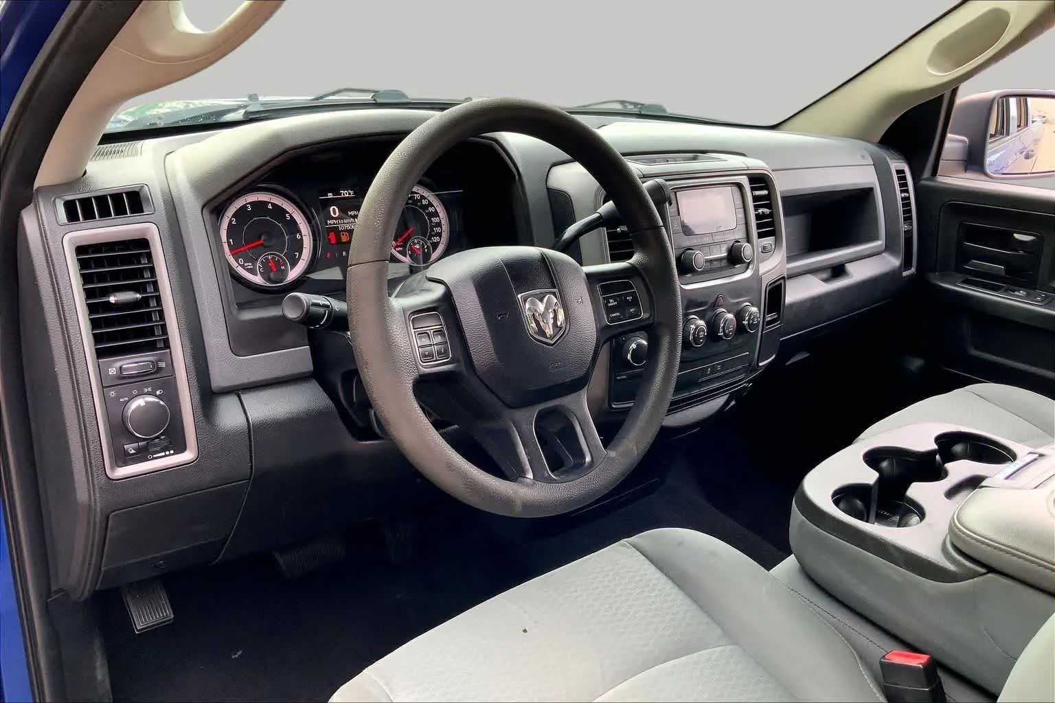 Used 2018 Blue Streak Pearlcoat Ram Tradesman image 18