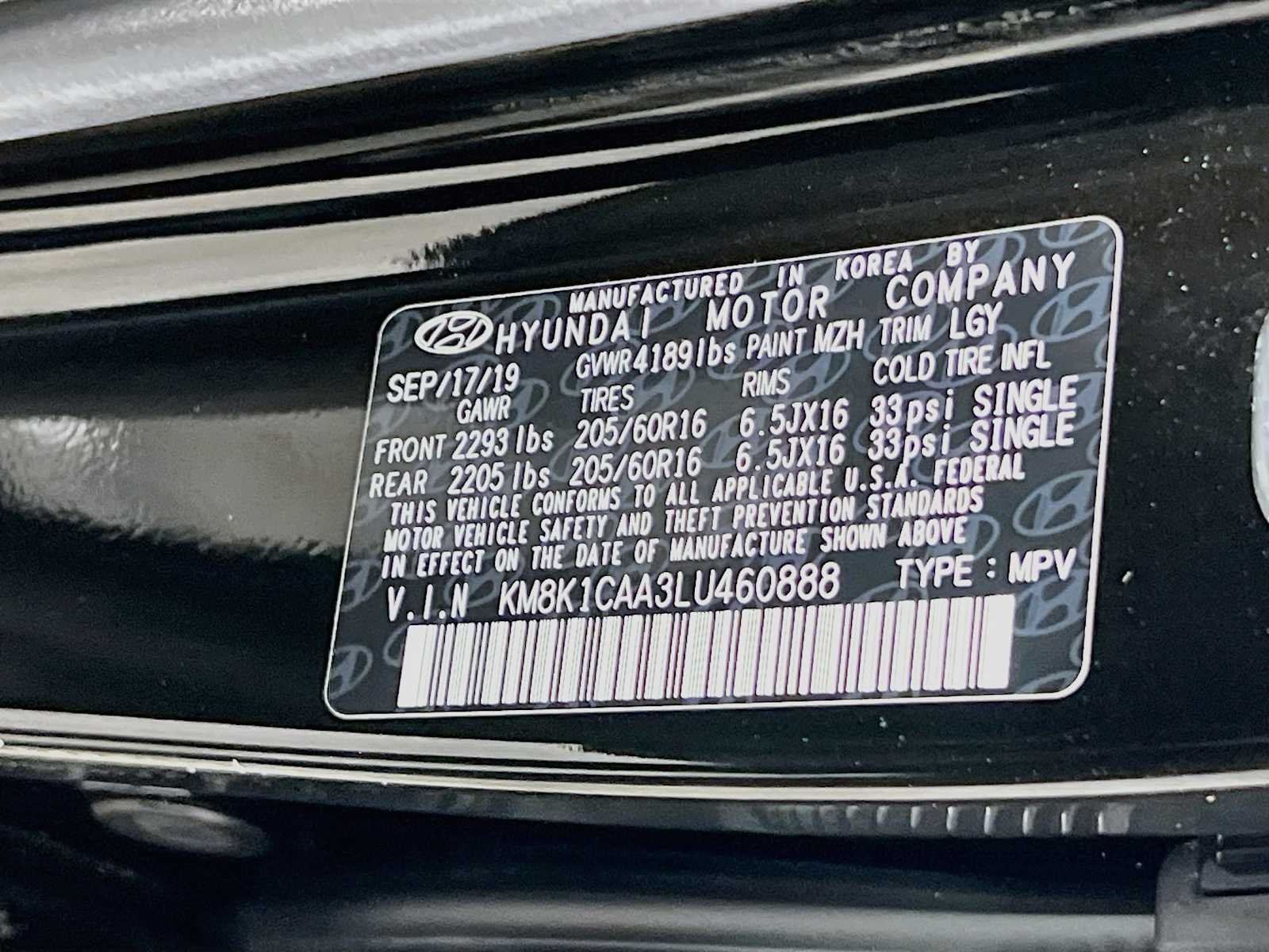 Used 2020 Ultra Black Hyundai SE image 32