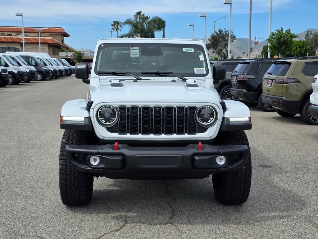 New 2026 Bright White Clear-Coat Exterior Paint Jeep Rubicon X image 2