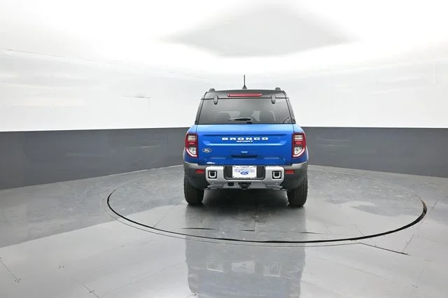 New 2026 Velocity Blue Metallic Ford Outer Banks® image 6