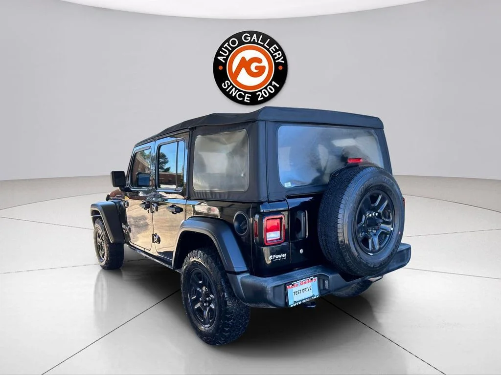 Used 2018 Black Jeep Unlimited Sport image 7