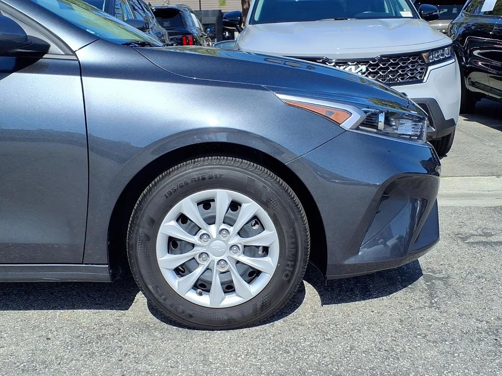 Certified Used 2024 Gray Kia LX image 13