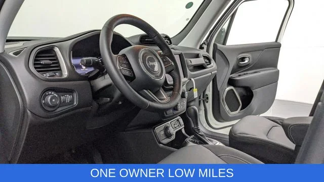 Used 2022 White Jeep Limited image 14