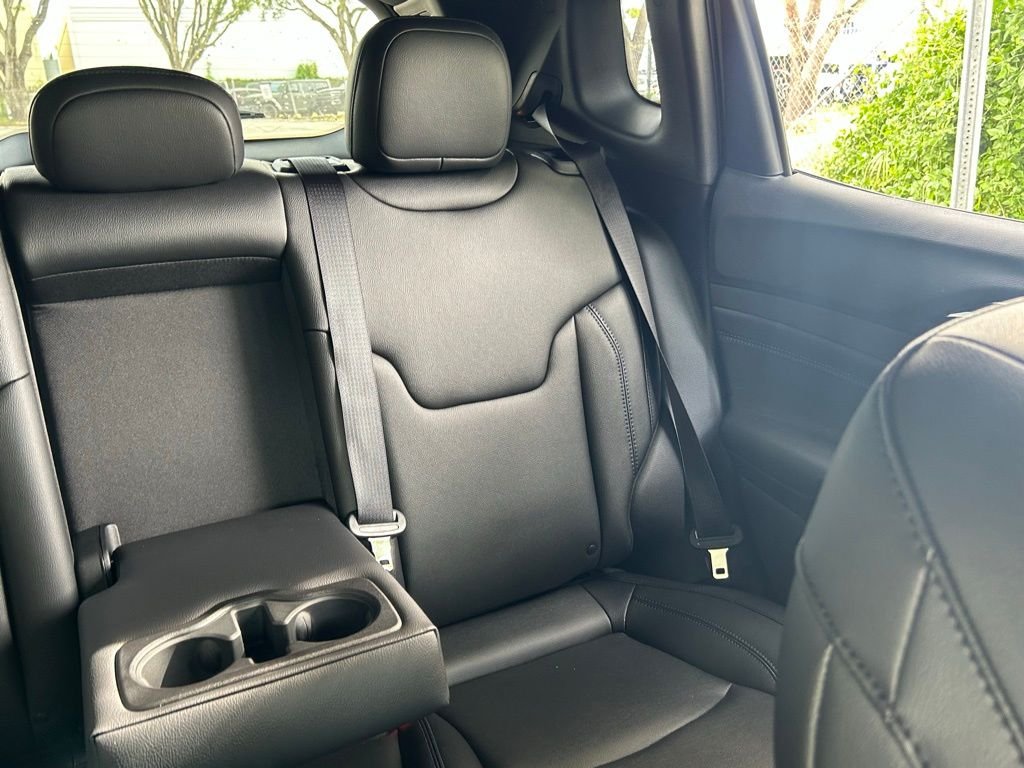 2025 Jeep Compass Limited - Photo 15