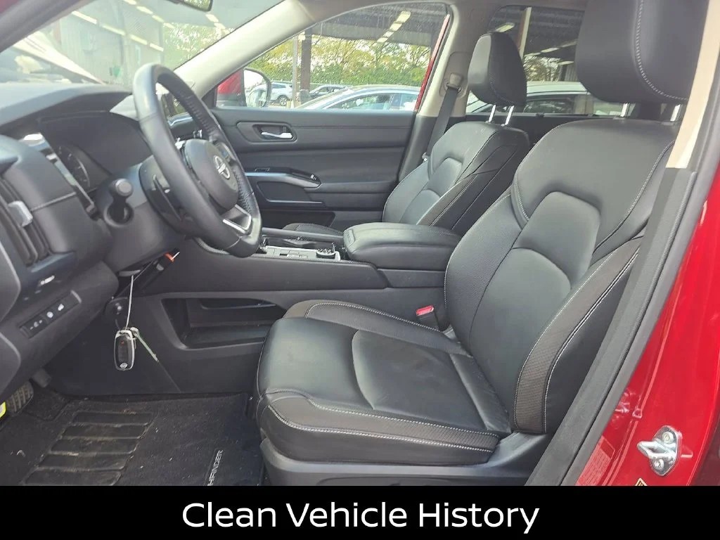 Certified Used 2025 Red Nissan SL image 4