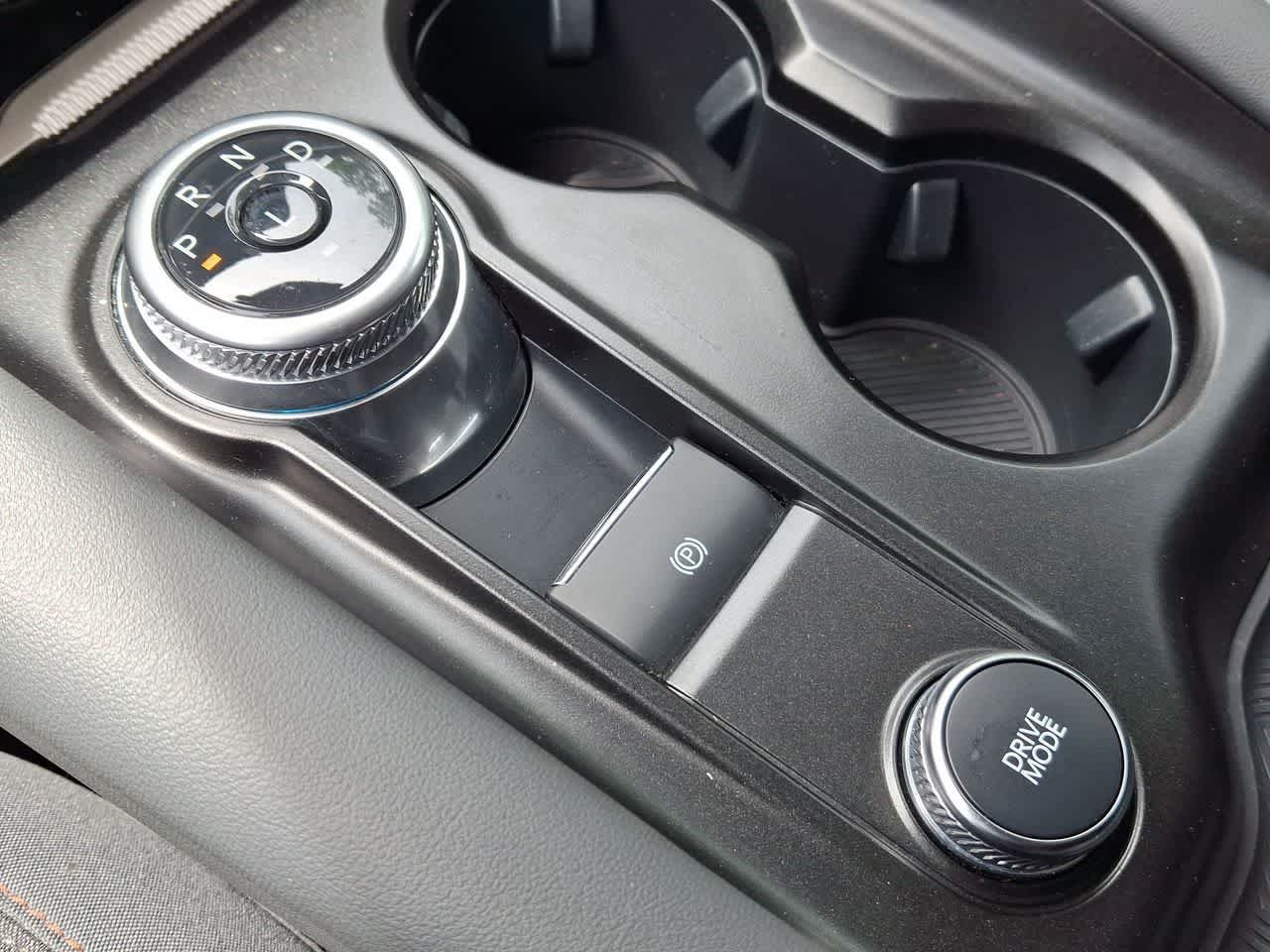 Ford Active de 2025, em Agate Black Metallic, usado – imagem 18