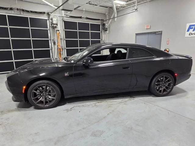 New 2026 Diamond Black Crystal Pearlcoat Dodge Scat Pack image 4