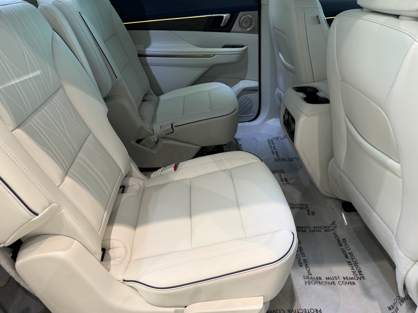 2026 Buick Enclave Avenir - Photo 15