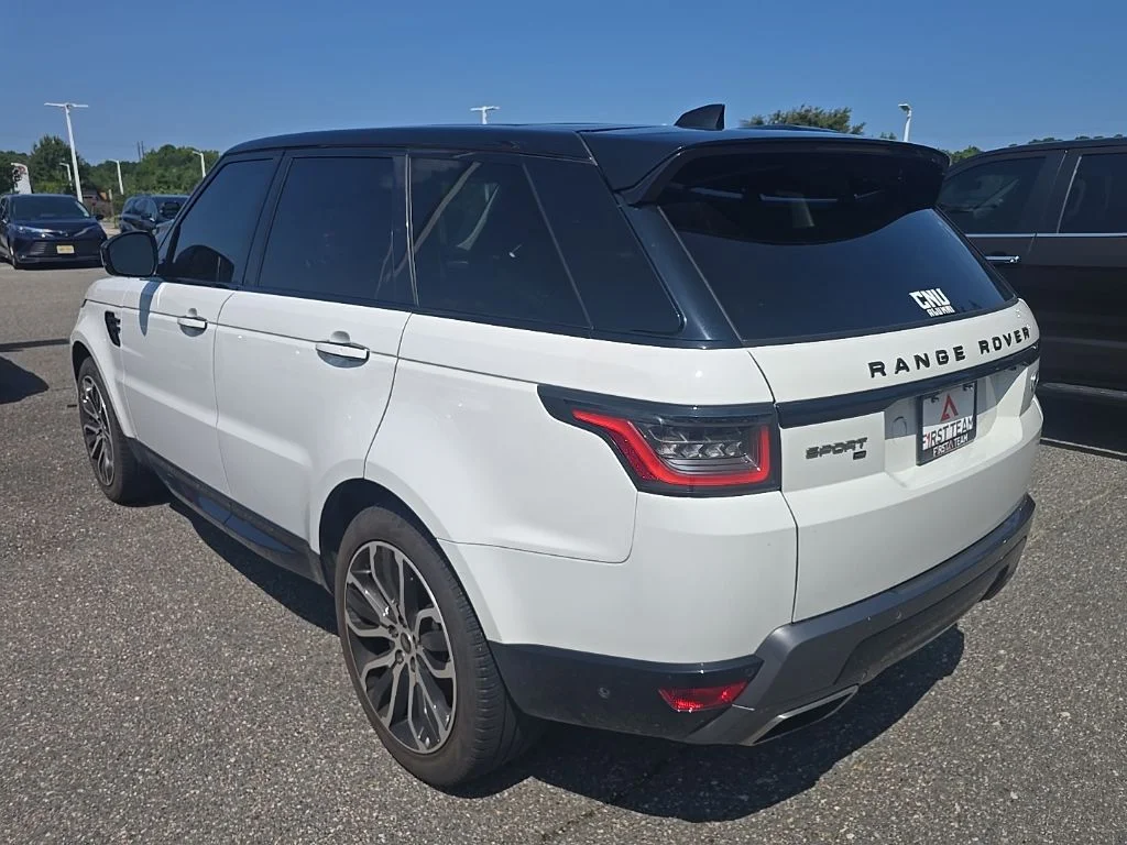Used 2021  Land Rover HSE Silver Edition image 7