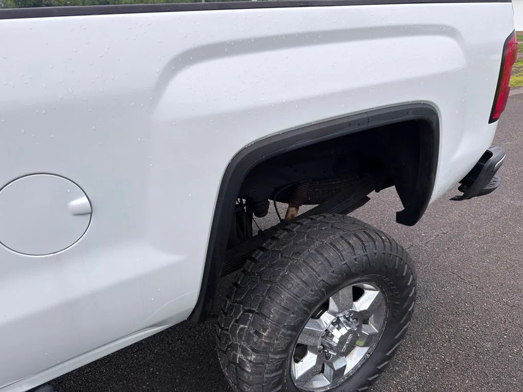 Used 2016 White GMC SLT image 13