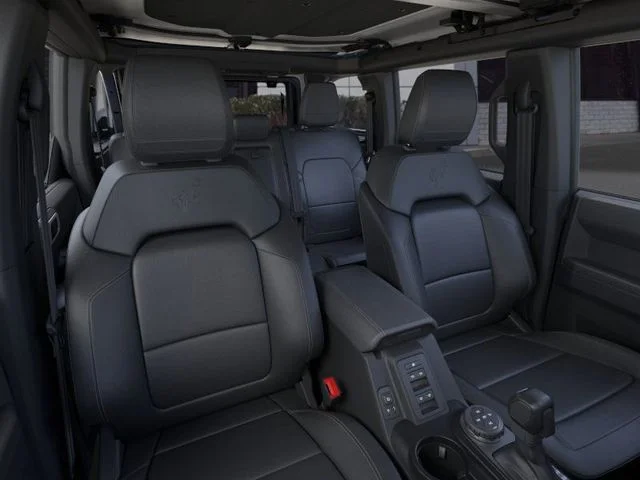 New 2025 Azure Gray Metallic Tri-Coat Ford Badlands® image 10