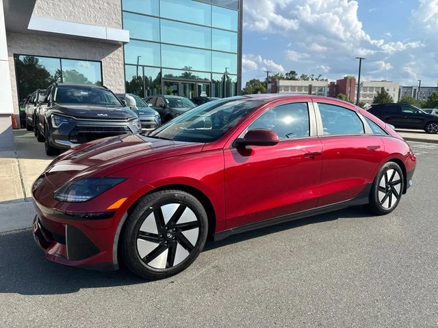 2023 Hyundai IONIQ 6 SE Standard Range